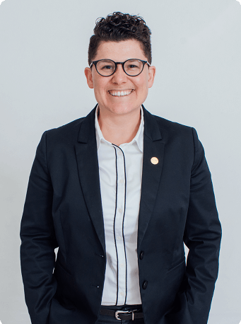 Connie Buna